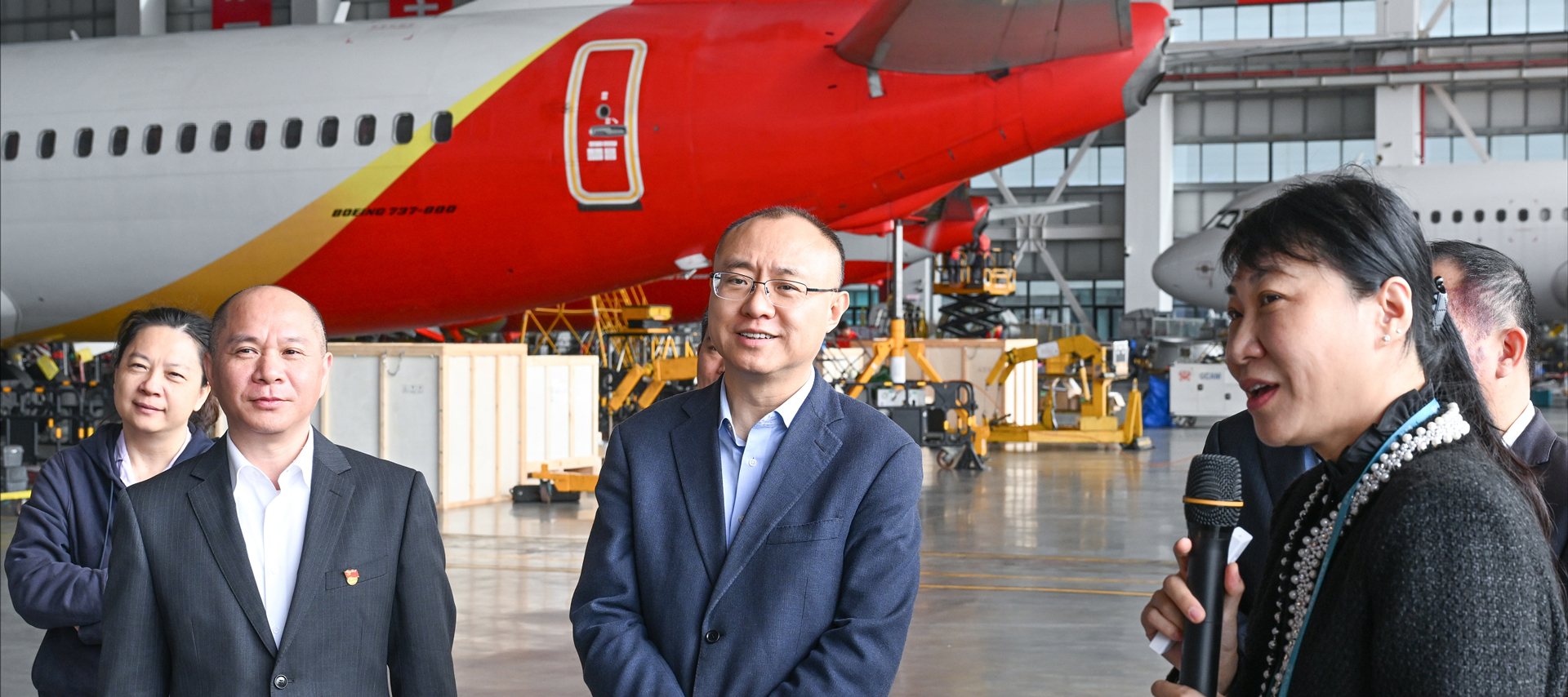 张勇到江东新区调研时指出